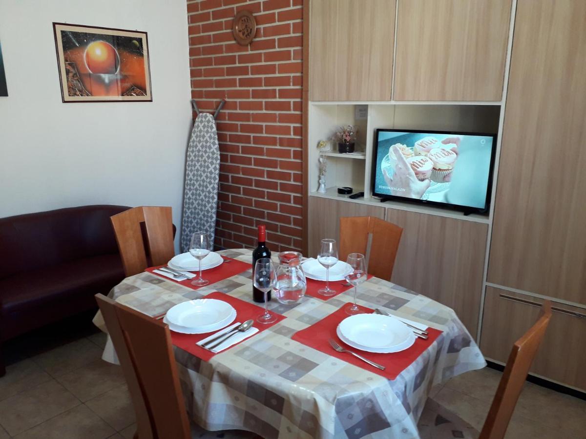Apartments J&R Babara Biograd Na Moru Exteriör bild