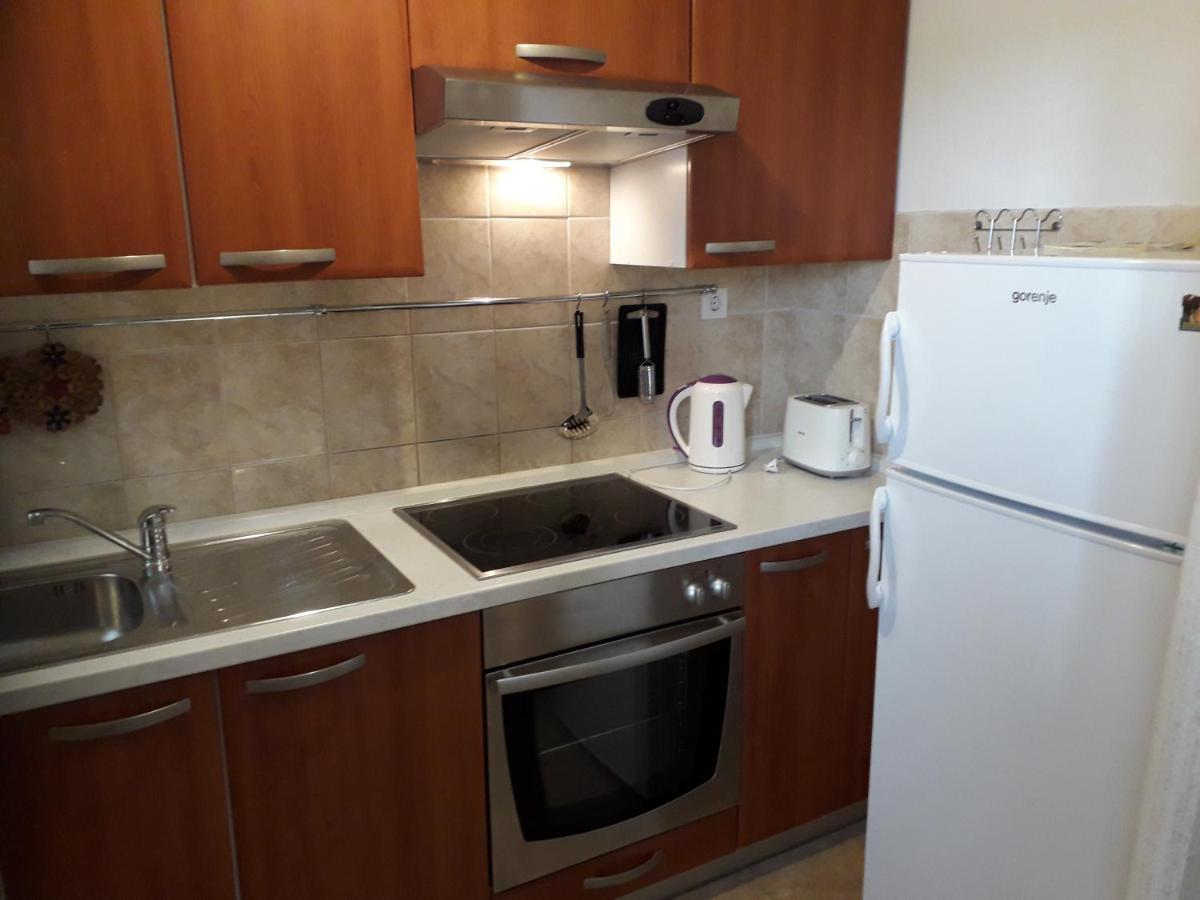 Apartments J&R Babara Biograd Na Moru Exteriör bild